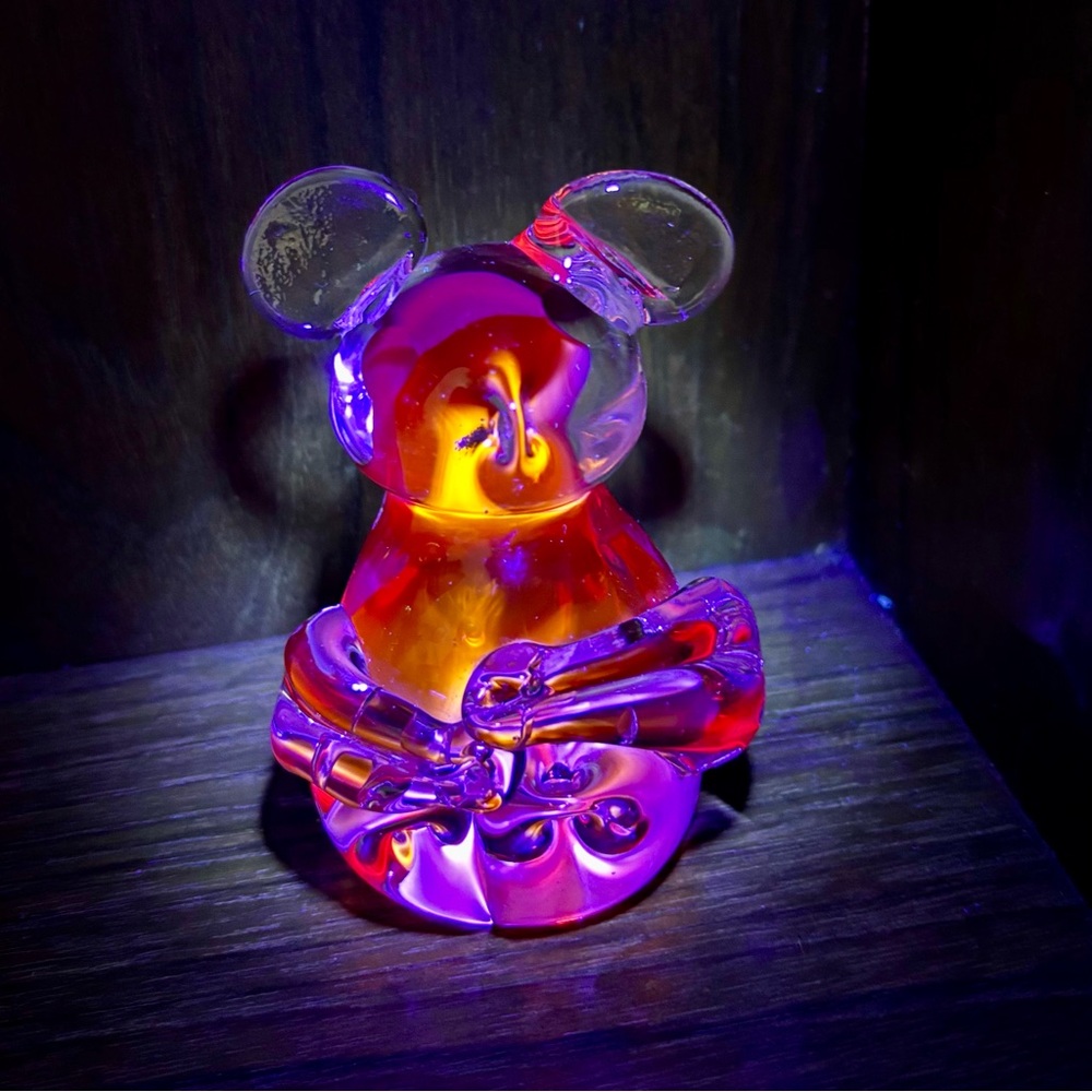 CADMIUM (Glows under UV) Little Hand Blown Glass Bear (Panda?)